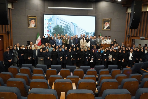آیین تکریم مدیریت و معارفه  معاونت توسعه مدیریت و منابع مجتمع بیمارستانی شهدای تجریش برگزار شد.